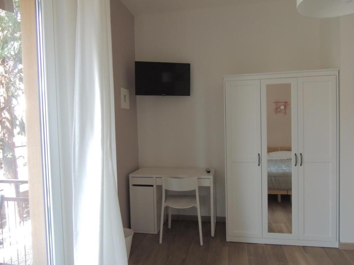 베로나 Appa49 Vicino Ospedale Borgo Roma, Fiera E Univr 아파트 외부 사진