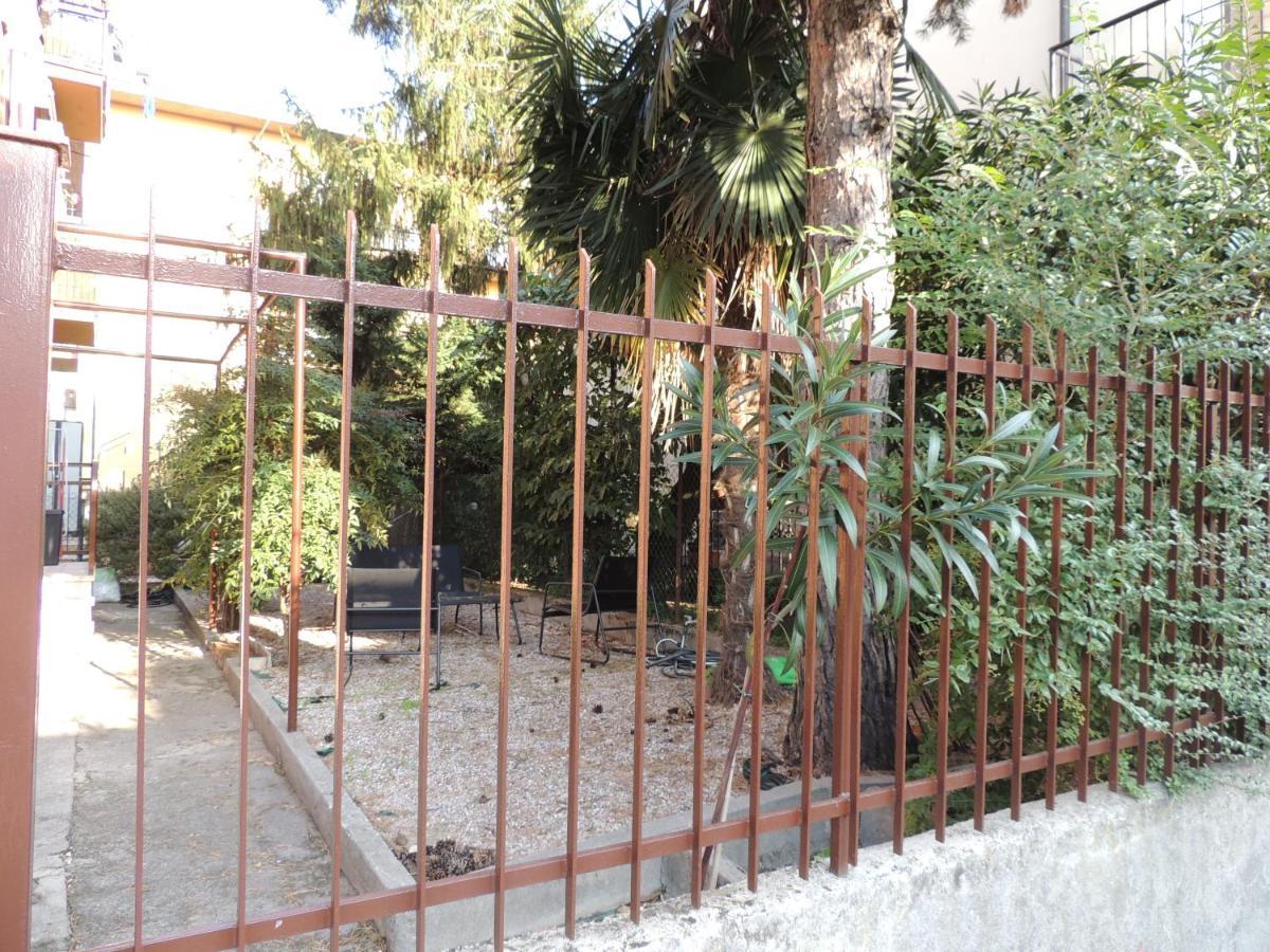 베로나 Appa49 Vicino Ospedale Borgo Roma, Fiera E Univr 아파트 외부 사진